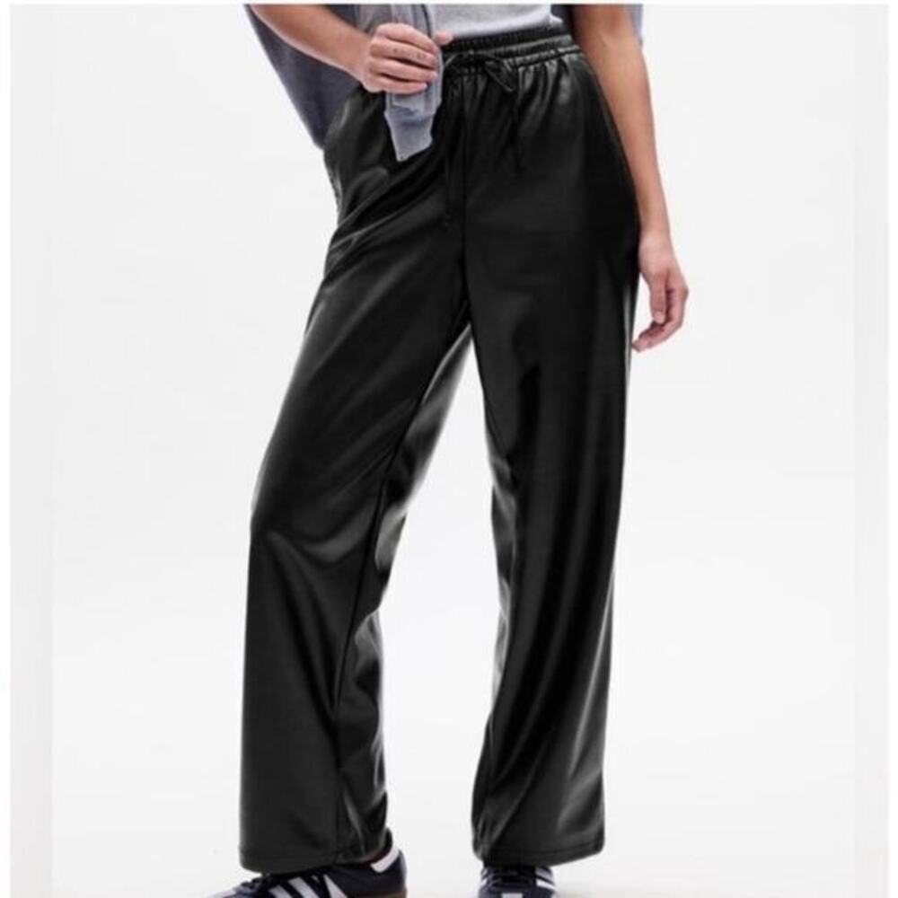 NEW Gap Mid Rise Easy Wide Leg Vegan Leather Pants true black soft size small